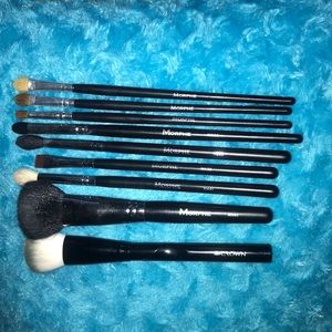 Morphe and Crown brushes